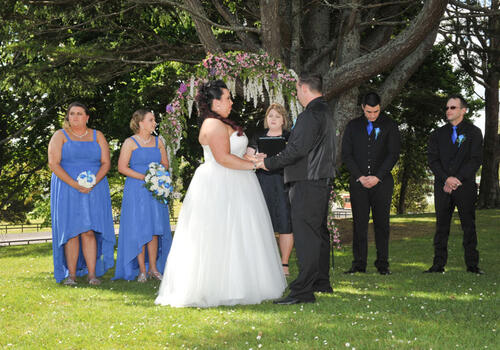 Nichola Taylor celebrant beach ceremony